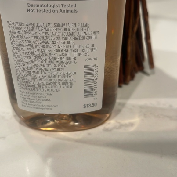 Bath & Body Works Fresh Sparkling Snow body gel BN - Picture 3 of 4